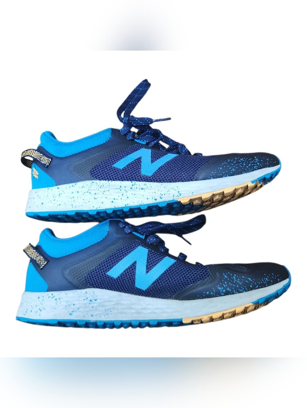 New Balance Fresh Foam Arishi Trail sneakers Boys Size 5.5 Running Gorpcore Blue